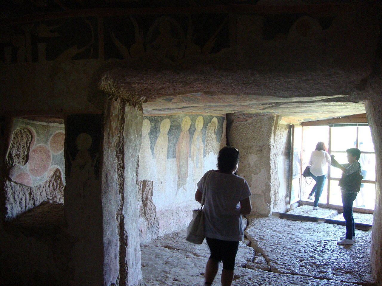 Commons: Ivanovo rock-hewn