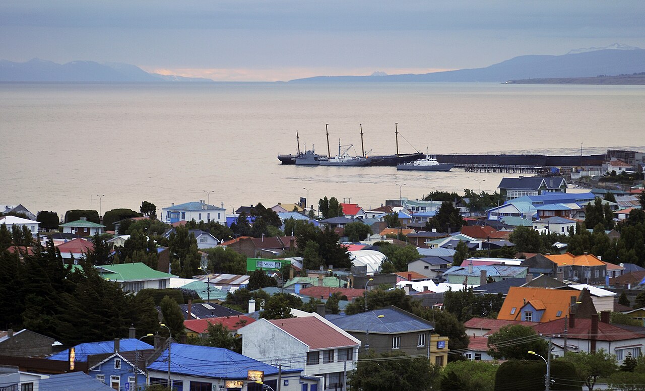 Commons: Punta Arenas vista cerro de la Cruz