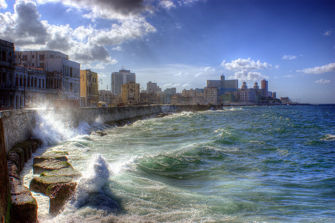 Commons: The Malecón