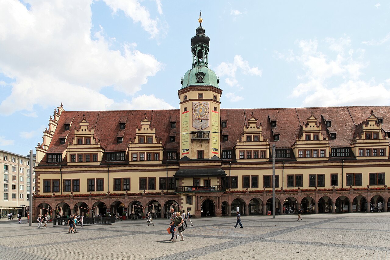 Commons: Leipzig Altes Rathaus Markt