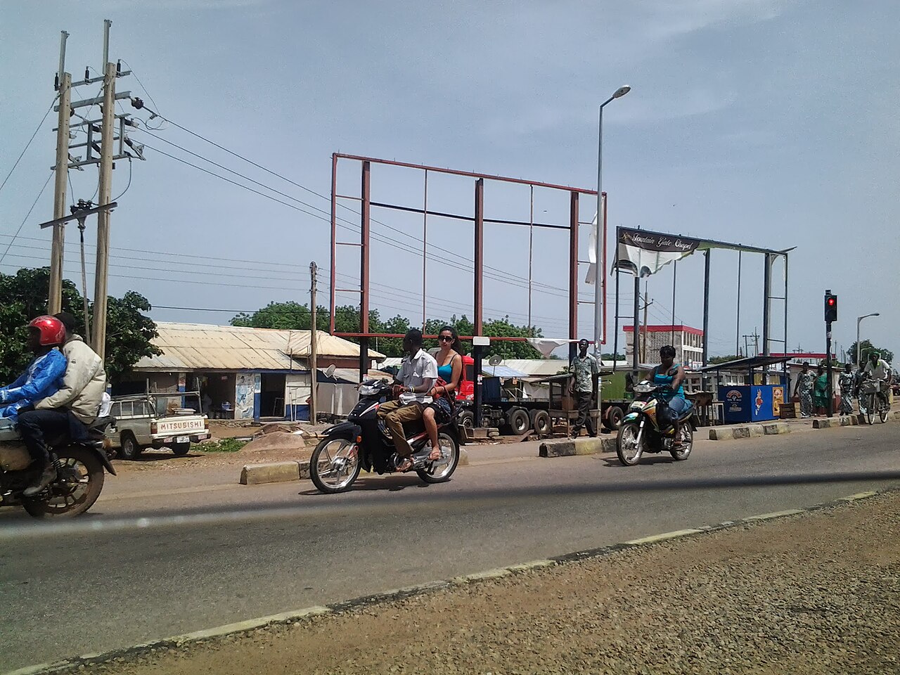 Commons: Bolgatanga street