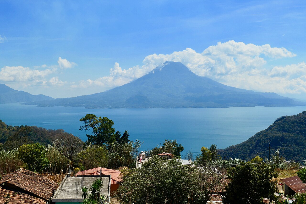 Commons: Lake Atitlán Guatemala