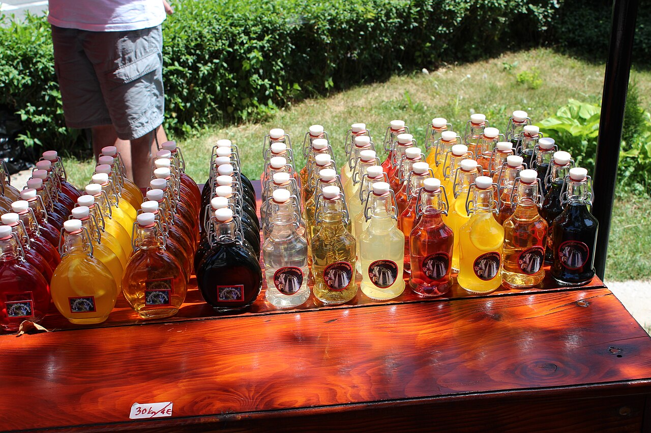Commons: rakija Croatia