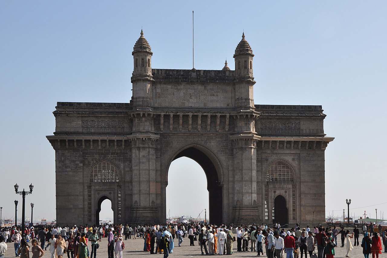 Commons: The Gateway of India India