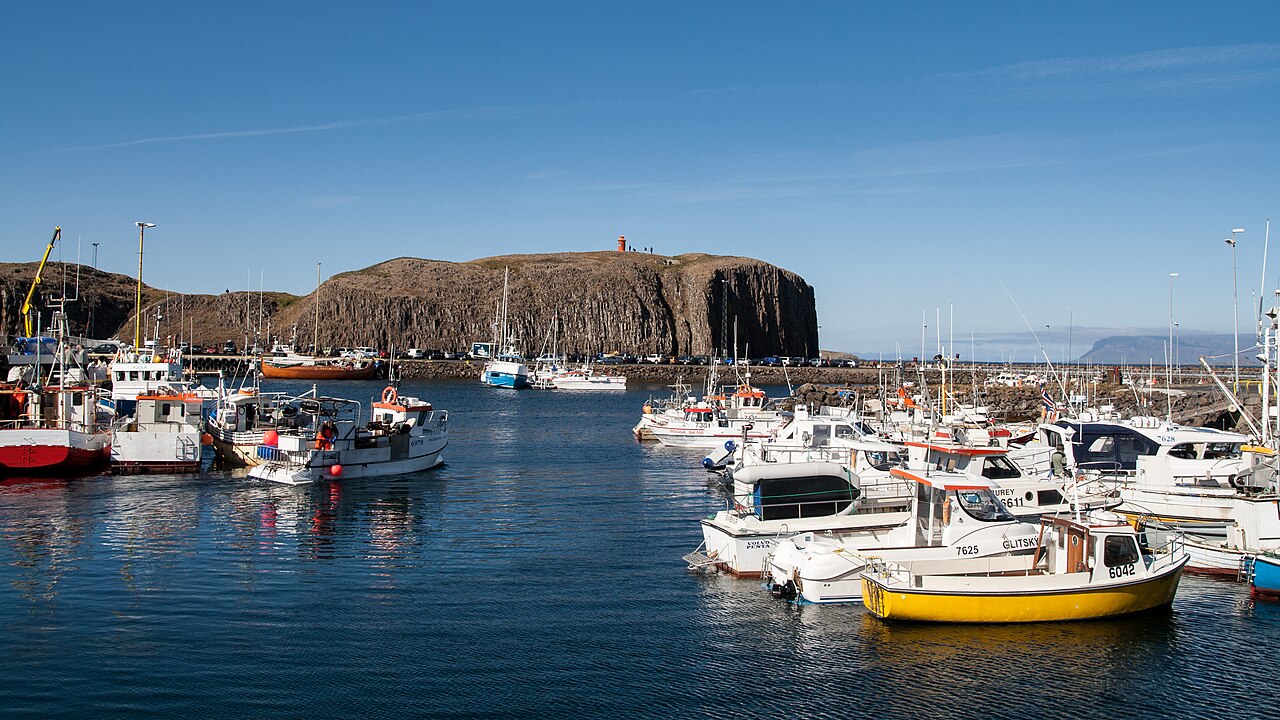 Commons: Stykkishólmur harbour