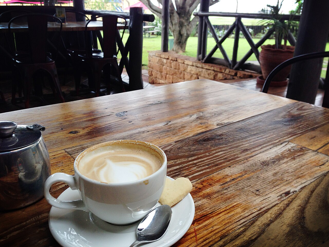 Commons: Kenyan coffee cup