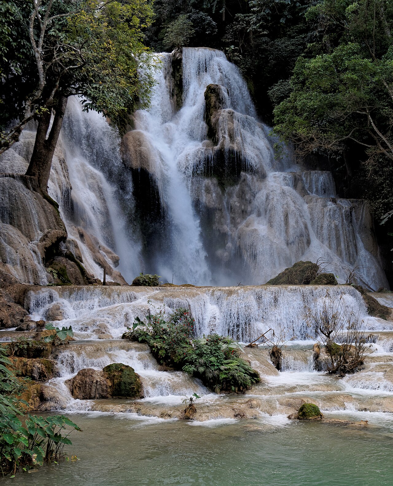 Commons: Kuang Si Falls