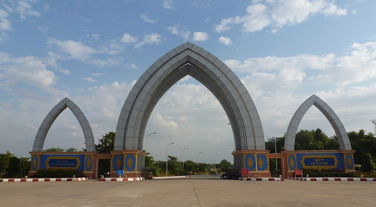 Commons: Naypyidaw