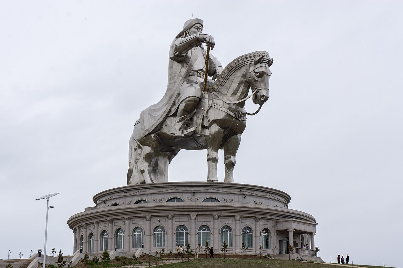 Equestrian statue of Genghis Khan