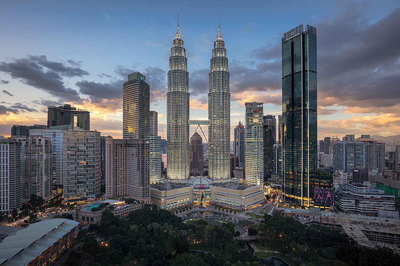 Commons: Petronas Twin Towers