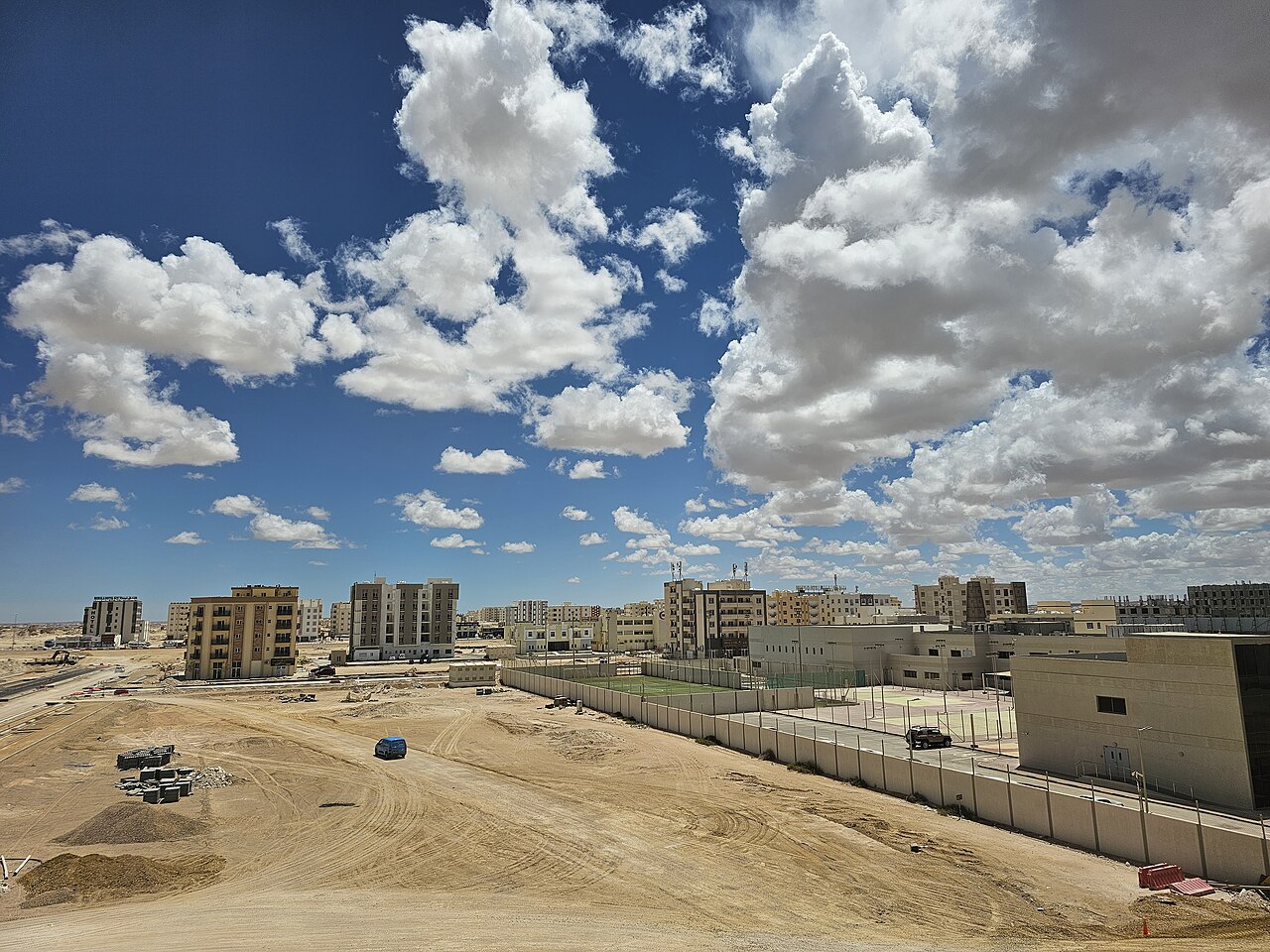 Commons: Duqm city