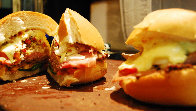 Chivito (sandwich)