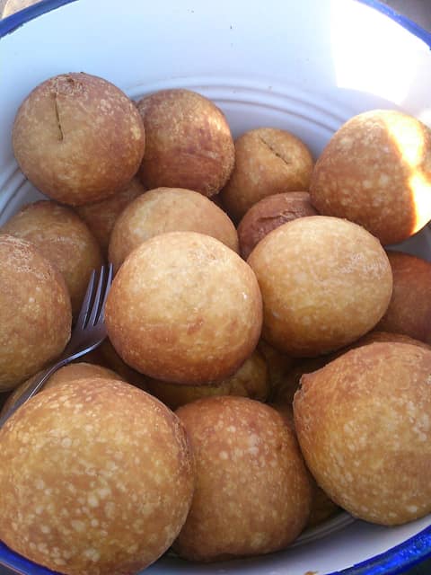 Magwinya (fat cakes)
